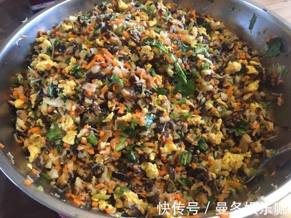 韭菜|调韭菜馅,调料牢记“2放2不放”,韭菜翠绿不出水,鲜味足,好吃