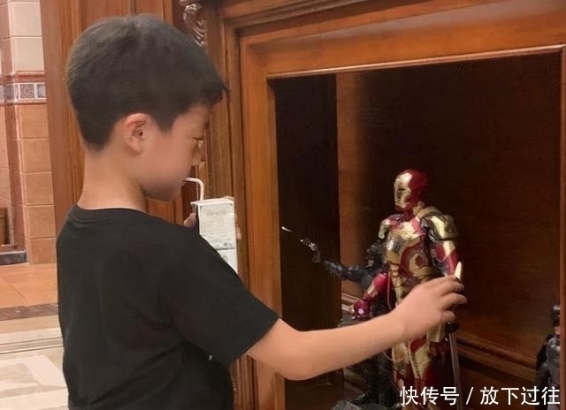 讹钱|“就一塑料玩具还想讹钱?”亲戚孩子摔碎手办,家长耍赖拒绝赔偿