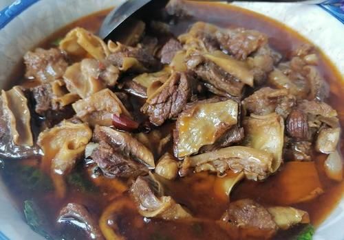  牛肉火锅用高压锅压多久？