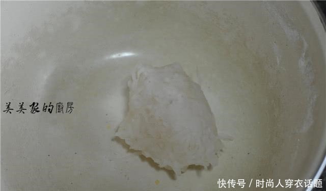 白萝卜|不用和面不用揉,早餐吃它最省事,维C超丰富,薄皮馅大最爽口!