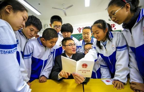 谨慎|大学哪些专业对身高有要求，考生需要注意，报考需要谨慎