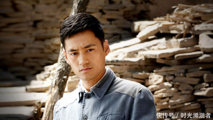 孙少平|平凡的世界:孙少平和田晓霞第一次见面时的情景,其实很尴尬