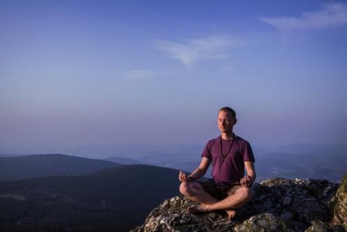 咖啡因咖啡|原来高血压的祸根，不仅是盐，戒掉2食物，血压稳如山