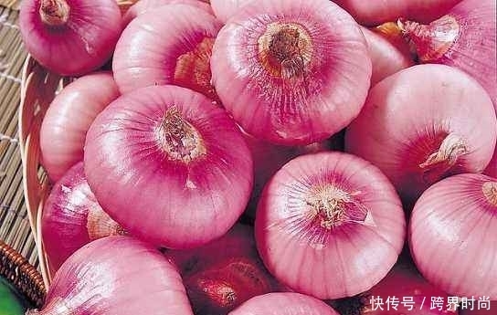 食材|吃完洋葱一小时内,最好别去碰此种食材,看完告诉身边人