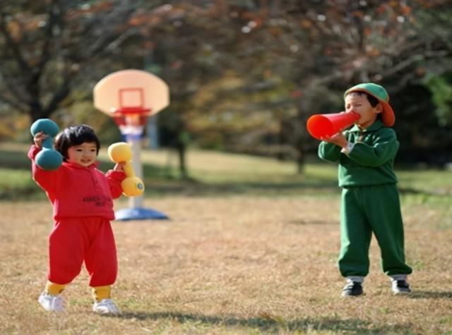 孩子|双胞胎5年积食不超过5次,一问才知道,全靠奶奶这个妙招