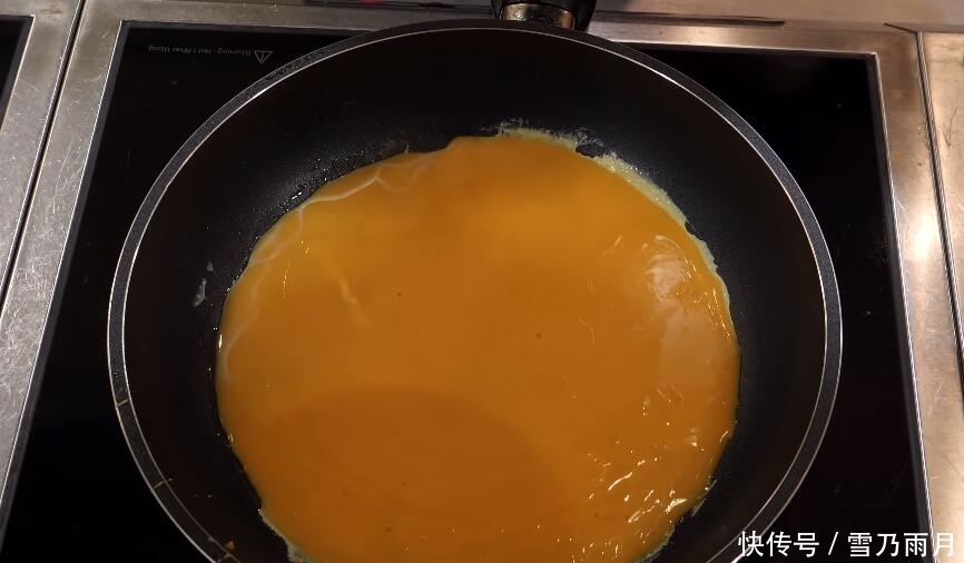 好吃|“米饭”别和鸡蛋一起炒了,把鸡蛋盖米饭上,又好吃又好看!