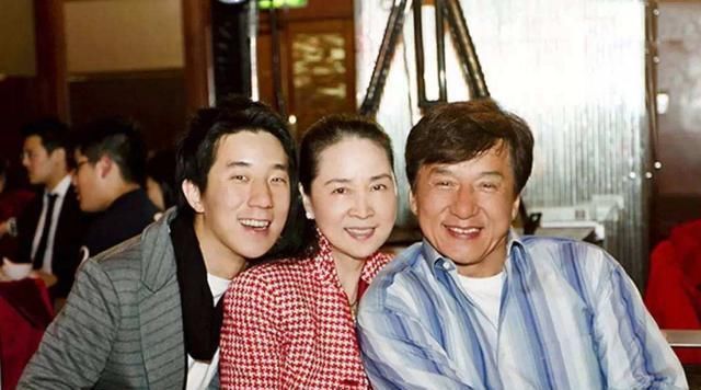 遗传|爸爸给女儿剪狗啃式刘海,娃一睁眼萌翻网友再坑的发型也不坑了