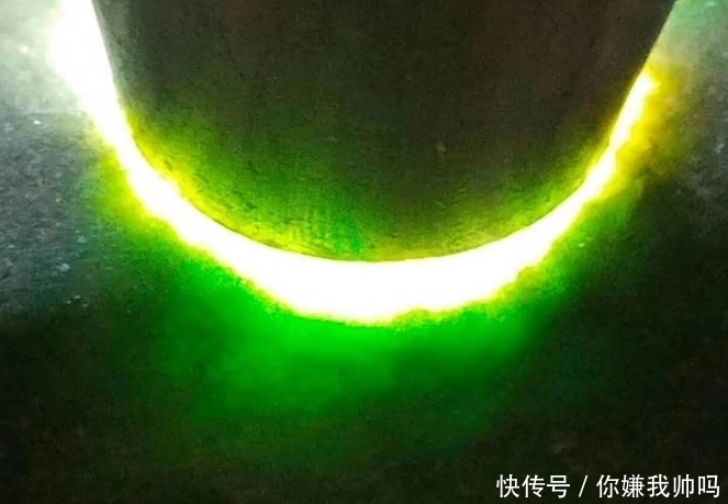 绿色|这样的奇石看到后真的好惊艳啊!