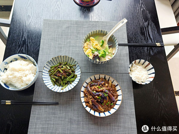 笋干菜|两口子的极简午餐，清淡鲜美极好吃，网友：怎么3个菜？不行