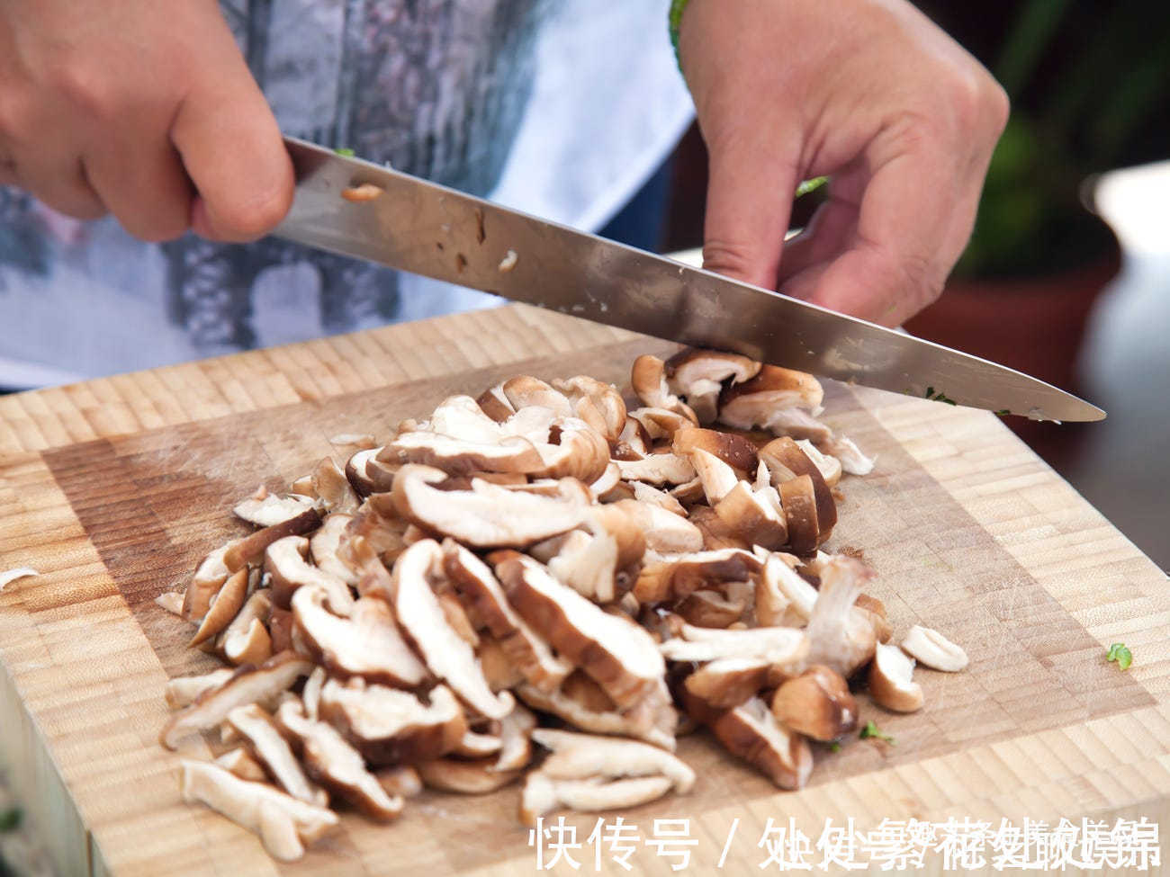 奶酪|牛奶和鸡蛋不要放在冰箱门里18种错误储存食品和食材的方法