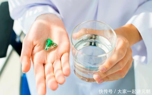 坚持吃降压药，却突发脑出血离世医生叹息她犯了2个用药错误