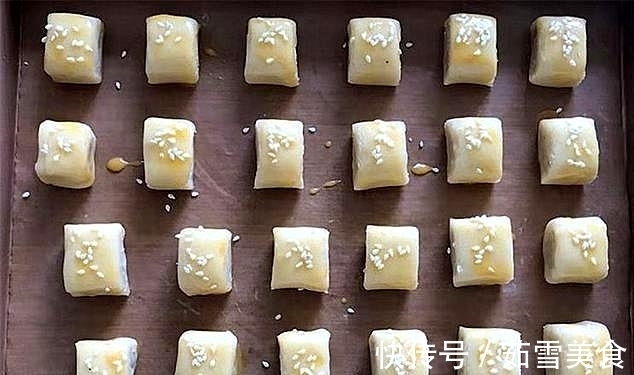酥到掉渣的板栗酥做法,外皮脆内馅软糯香甜,做法还特别简单