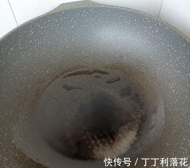 泡椒|酸包菜烧肉片,香而不腻,解馋下饭!