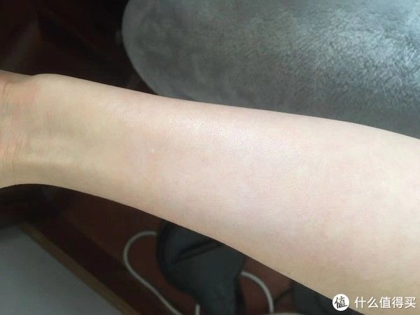 值得一聊08期Mistine与欧莱雅小金管防晒霜的对比测评