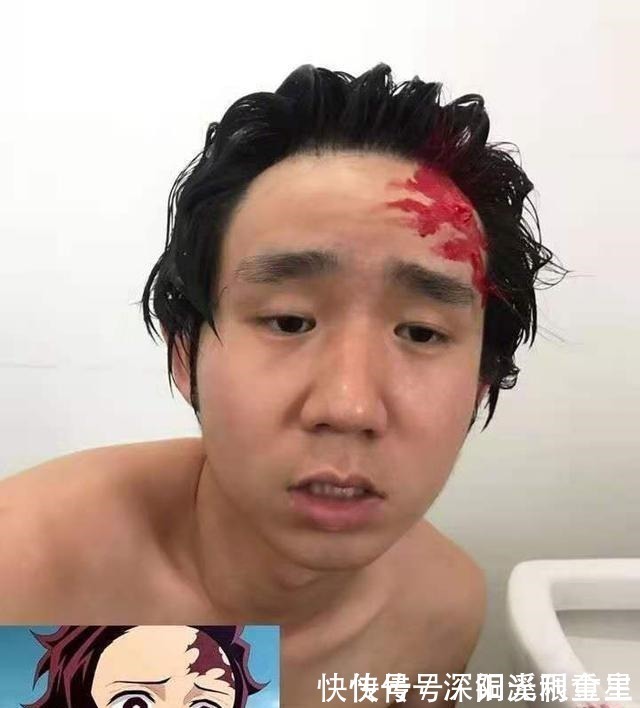 面部表情|泰国小哥Cos都很火,他在“洗澡”时利用洗头液做出各种动漫角色