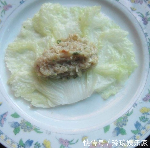 白菜肉卷|孩子补钙多吃的蔬菜，促进骨骼生长，好吃不贵，比吃钙片强多了