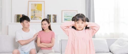 低水平的父母才和孩子讲道理,高手都是这样搞定孩子,不服不行