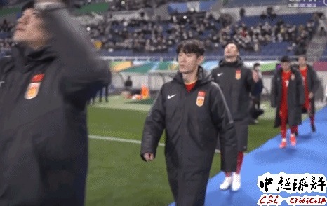 日本队|粤媒怒批李霄鹏:换汤不换药,打日本比李铁还多输1球!