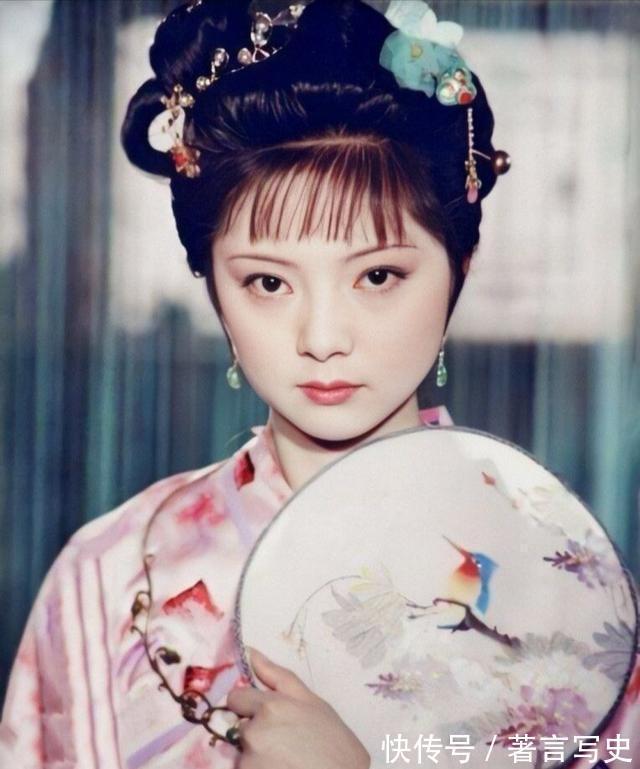 元春|红楼梦里，贾宝玉为何宁愿当和尚也不愿意跟薛宝钗过日子？