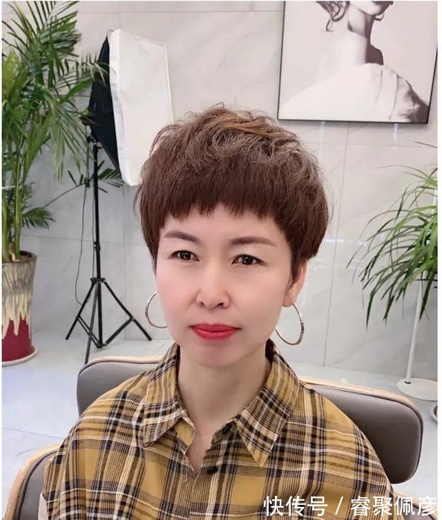 时尚|女士短发别乱剪,我推荐这4种,剪完让你大不一样