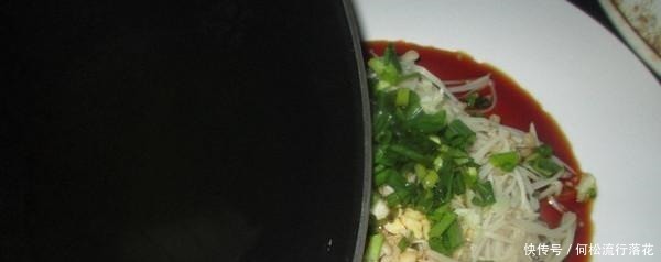 这道菜被称为纯天然“脑黄金”,锌能促进发育,孩子常吃脑