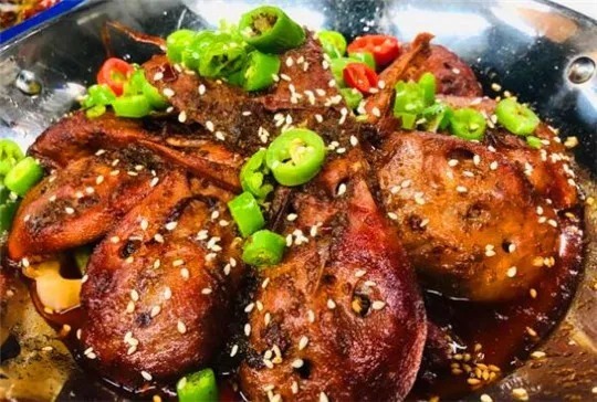 冷锅鱼|吃遍大连-看看!鱼头吃出这么多花样.......专治你刁钻的胃~