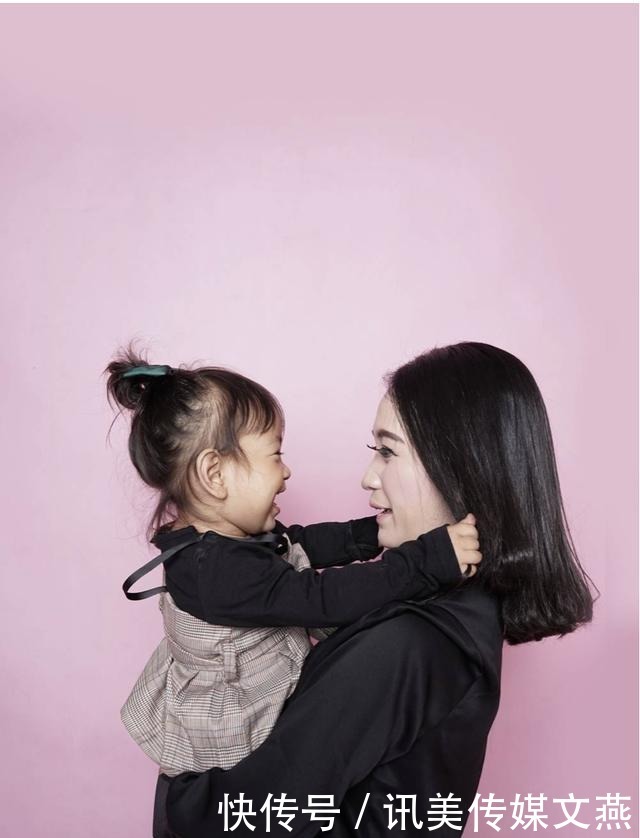 8岁男孩3次点燃商场衣服，称“感觉很好玩”，你会怎么处置？