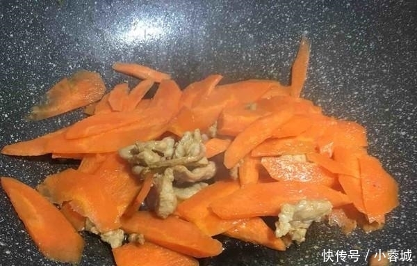 春天来了，这是“小人参”，孩子常吃不生病，个子还能长得快