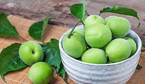 子宫|女人有子宫肌瘤,这6物要可劲吃,肌瘤或许会慢慢变小