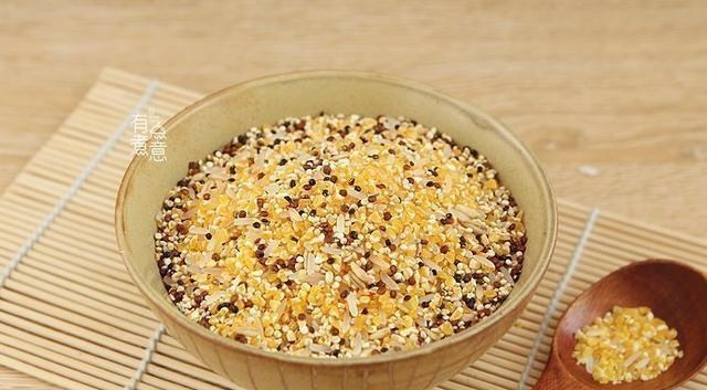 五谷|入冬后,早餐多喝7种“五谷晨粥”,简单营养,同事:难怪身材好
