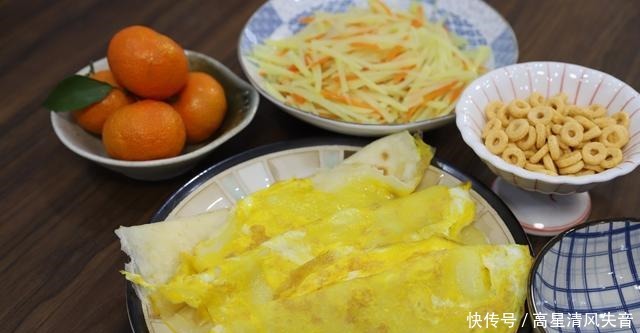 晒晒我家孩子的早餐,色彩丰富,味道可口,比路边摊还好吃