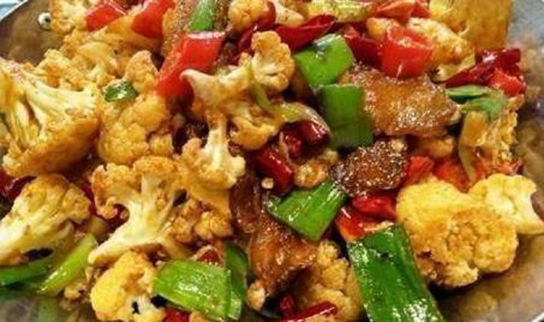 干锅花菜|美食推荐爆炒羊肚、干锅花菜、干煸四季豆、菠菜炒猪肝的做法