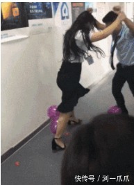 |搞笑GIF:这才是史上最牛婚车,没毛病