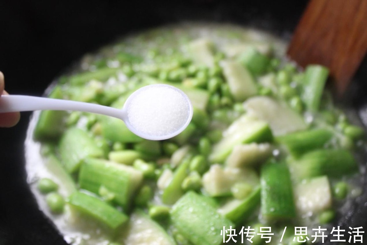 配菜|1根丝瓜，半斤毛豆，教你做这道夏日清凉小菜