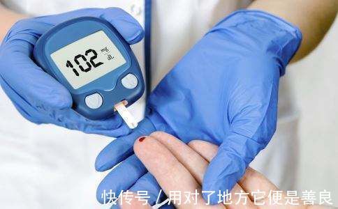 含糖饮料|患了糖尿病的人,5种食物需要忌口,血糖才能慢慢降下来