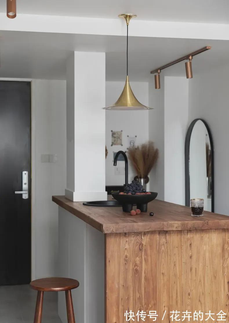 矮柜|22平迷你小复式,充满美感的同时收纳还不受影响,简直太厉害了!