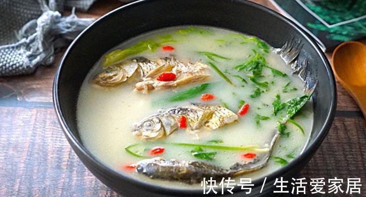 鲫鱼|八月湿气重,记得多喝这碗汤,营养美味易消化,每周喝三次!