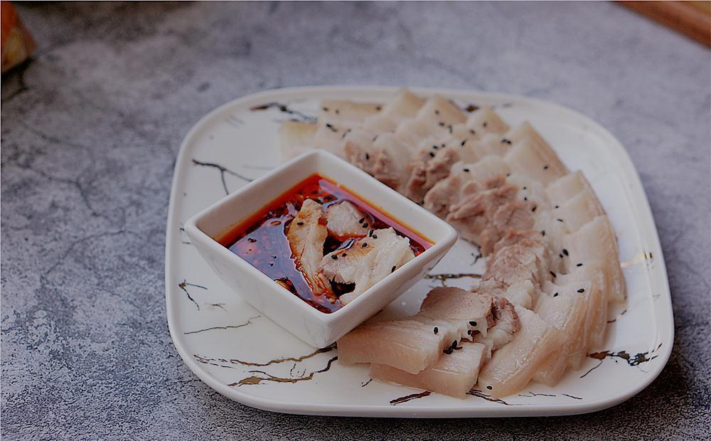 我家1周3次都吃不够的白切肉,煮一煮就出锅,小白也能做