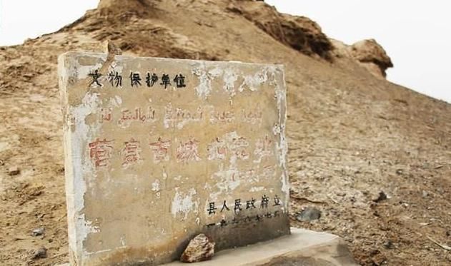 汉墓找到不腐之尸,墓主是个西域美男子,展出时却吓坏游客