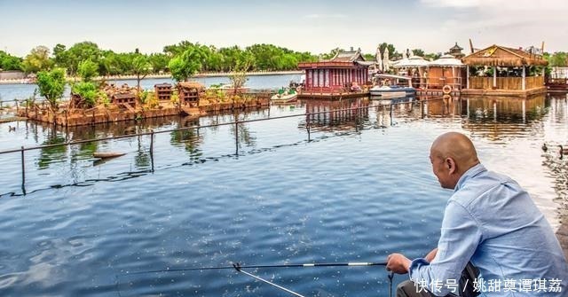 实用性几乎为零,被时代所淘汰的产物鲫鱼竿玩的是一种情调