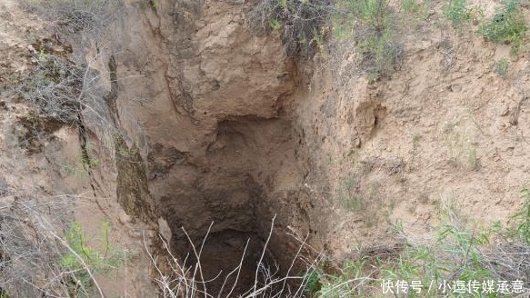 盗墓贼|一座三千年前的楚国墓葬，出土“手电筒”，为何让专家不忍直视