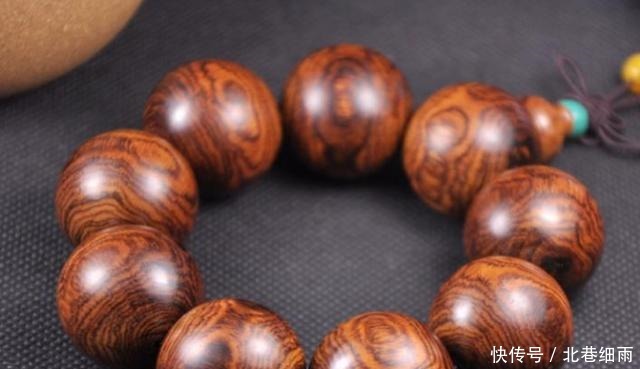 不就是个木头椅子吗 这张黄花梨的椅子凭什么能卖七千万!