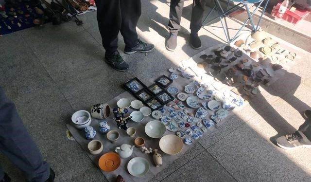 捡漏|潘家园与鲁园,都是旅游城市有名的古玩市场,游客到这里能捡漏吗