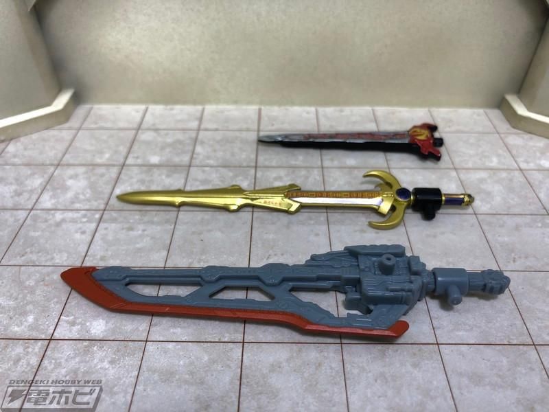 新食|模玩前线：MG一年战争系列！假面骑士新食玩！乐高圣诞赠品！