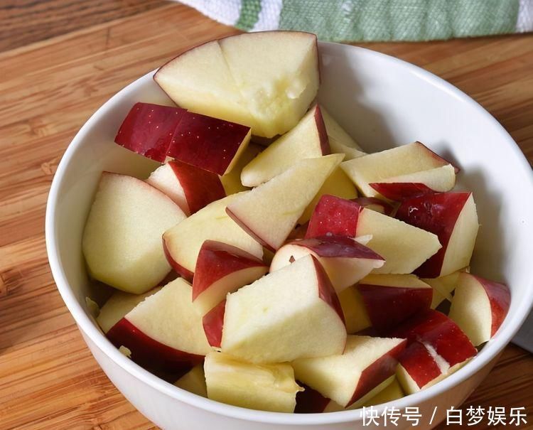 女性|女性担心自己老太快,可以多吃3种食物,排毒养颜、淡化皱纹!