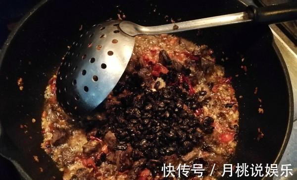 姥姥做了30年的“牛肉酱”,香辣不腻,拌饭开胃,上桌遭疯抢