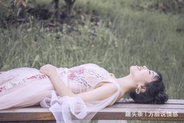 亲戚们$大姑子女儿结婚,借订婚宴指名征集陪嫁家电,把众亲戚得罪透了