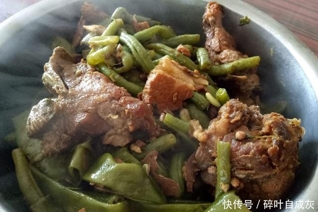 人气|人气最高的4道“东北硬菜”,杀猪菜上榜,最后一道南方人也爱吃