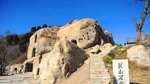 老年|山西被严重低估的山岳,被称太原“新地标”,40尊石雕堪比大同!