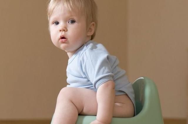 孩子|宝宝几岁停用纸尿裤?家长不要图省事,超过这个年龄就迟了